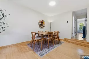 546 Windsor Dr, Palisades Park, NJ 07650 - Photo 4