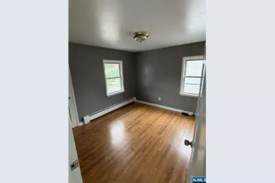 39 Hackensack Avenue, Ridgefield Park, NJ 07660 - Photo 6