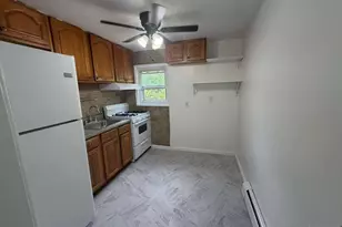 39 Hackensack Ave, Ridgefield Park, NJ 07660 - Photo 8