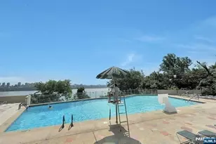 4 Horizon 1022, Fort Lee, NJ 07024 - Photo 48