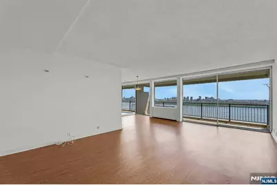 4 Horizon 1022 #1022, Fort Lee, NJ 07024 - Photo 8