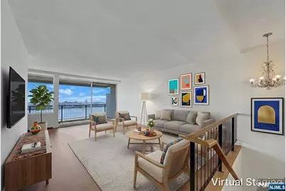 4 Horizon 1022 #1022, Fort Lee, NJ 07024 - Photo 2