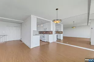 4 Horizon 1022, Fort Lee, NJ 07024 - Photo 28
