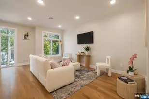 393 Myrtle Ave, Irvington, NJ 07111 - Photo 4