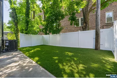 393 Myrtle Avenue, Irvington, NJ 07111 - Photo 26