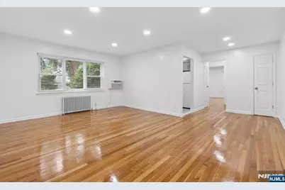 245 Passaic Avenue E9 #E9, Passaic, NJ 07055 - Photo 6