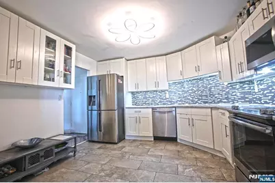 1203 Harmon Cove Tower, Secaucus, NJ 07094 - Photo 20