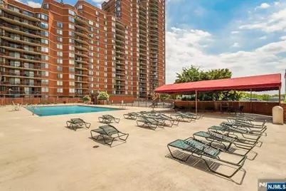 1203 Harmon Cove Tower, Secaucus, NJ 07094 - Photo 30