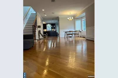 452B Lawn Avenue B #B, Palisades Park, NJ 07650 - Photo 2