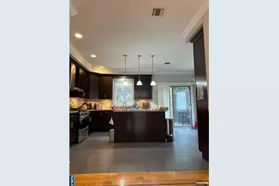 452B Lawn Avenue B #B, Palisades Park, NJ 07650 - Photo 6