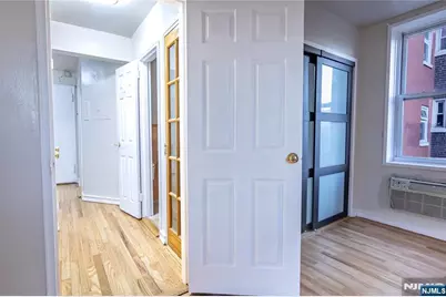 2160 Center Avenue 4P #4P, Fort Lee, NJ 07024 - Photo 6
