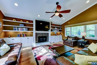 131 Bunker Hill, Wayne, NJ 07470 - Photo 8