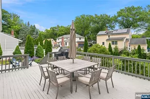 290 McHenry Dr, Paramus, NJ 07652 - Photo 28
