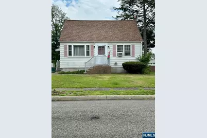 5 Roy Avenue, Bloomingdale, NJ 07403 - Photo 1