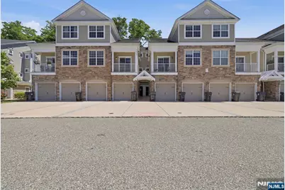 404 Waterview Court 404 #404, Hanover Township, NJ 07927 - Photo 4