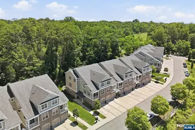 404 Waterview Court 404 #404, Hanover Township, NJ 07927 - Photo 12