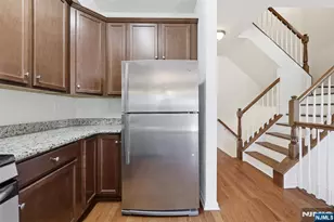 404 Waterview Ct 404, Hanover Township, NJ 07927 - Photo 6