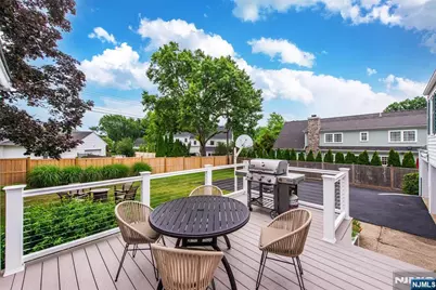 26 Cornell Way, Montclair, NJ 07043 - Photo 28