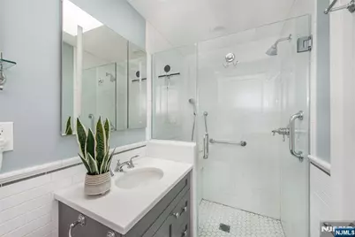 26 Cornell Way, Montclair, NJ 07043 - Photo 20