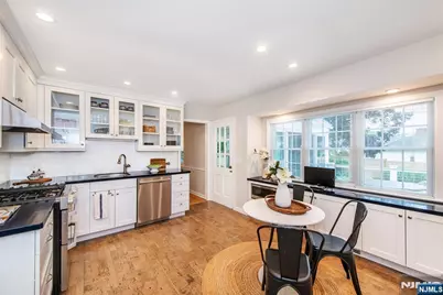 26 Cornell Way, Montclair, NJ 07043 - Photo 8