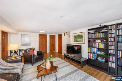 26 Cornell Way, Montclair, NJ 07043 - Photo 12