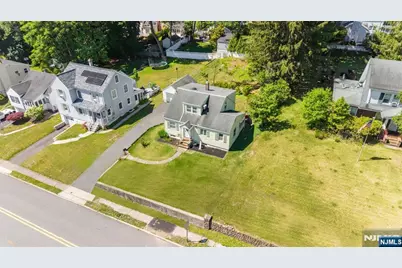 719 Godwin Avenue, Midland Park, NJ 07432 - Photo 8
