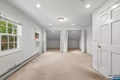 54 Chestnut Avenue, Park Ridge, NJ 07656 - Photo 22