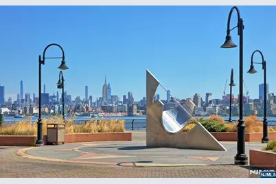 1 Shore Lane 2707 #2707, Jersey City, NJ 07310 - Photo 26