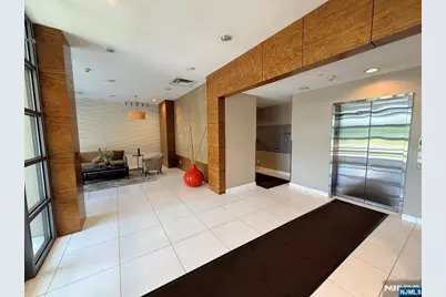 8125 River Road C3 #C3, North Bergen, NJ 07047 - Photo 4