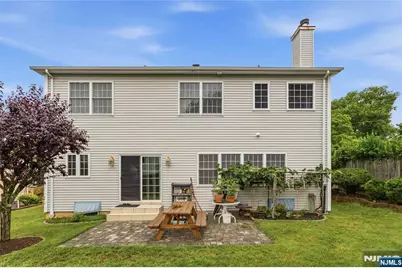 400 Paris Avenue, Northvale, NJ 07647 - Photo 30