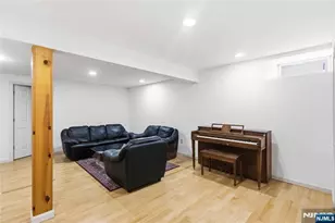 400 Paris Ave, Northvale, NJ 07647 - Photo 22