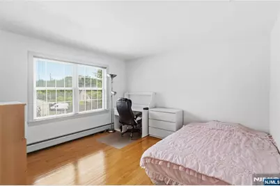 400 Paris Avenue, Northvale, NJ 07647 - Photo 18