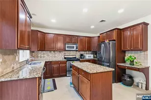400 Paris Ave, Northvale, NJ 07647 - Photo 12