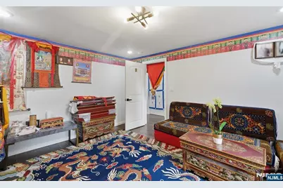 440 Alder Street, Lyndhurst Township, NJ 07071 - Photo 12