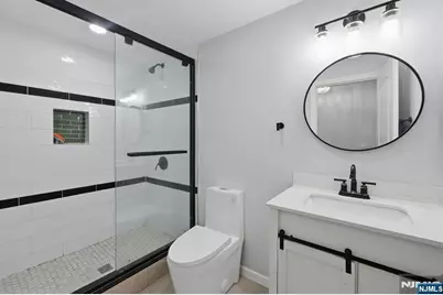 440 Alder Street, Lyndhurst Township, NJ 07071 - Photo 18