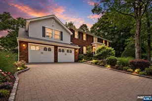 18 Monument Ln, Alpine, NJ 07620 - Photo 4