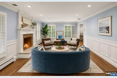 18 Monument Lane, Alpine, NJ 07620 - Photo 8