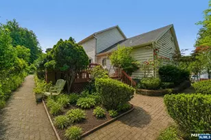 62 Parkway, Rochelle Park Township, NJ 07662 - Photo 30