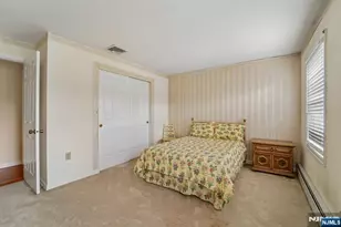 62 Parkway, Rochelle Park Township, NJ 07662 - Photo 20