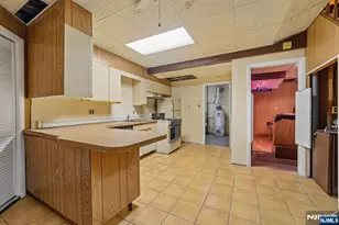 62 Parkway, Rochelle Park Township, NJ 07662 - Photo 26