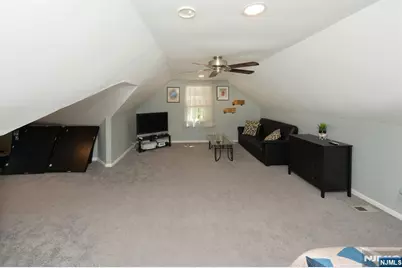 65 E Linden Avenue, Dumont, NJ 07628 - Photo 18