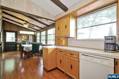 137 Lakeview Avenue, Ringwood, NJ 07456 - Photo 10