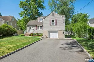 40 Elmwood Rd, Florham Park, NJ 07932 - Photo 1