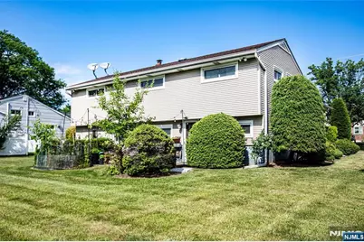 560 Boulevard, New Milford, NJ 07646 - Photo 46