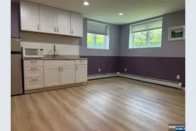 15 E Ruby Avenue B #B, Palisades Park, NJ 07650 - Photo 2