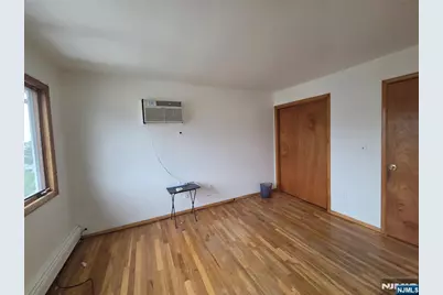 [Address not provided], Carlstadt, NJ 07072 - Photo 4