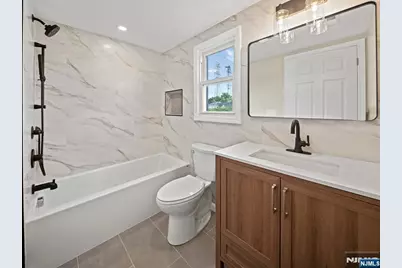 71 Moore Place, Belleville, NJ 07109 - Photo 8