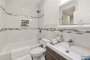 141 Beach St, Jersey City, NJ 07307 - Photo 4