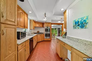 157 Sussex Rd, Tenafly, NJ 07670 - Photo 14