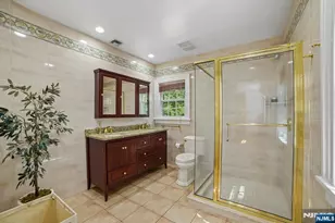 157 Sussex Rd, Tenafly, NJ 07670 - Photo 26